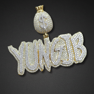 Colgante YungJB Money Bag de Moissanita con Baño de Oro de 18K, Micro Pavé, Corte Brillante Redondo, Amuleto Temático Hip Hop Unisex - Product Image 1