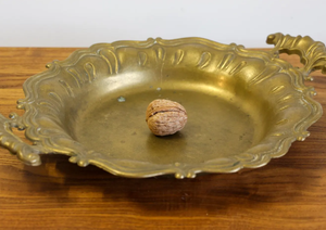 Frutero de Metal Decorativo de Lujo con Grabado Plateado Antiguo Personalizado, Centro de Mesa Ornamentado para Mesa de Comedor, Proveedor Mayorista - Product Image 3
