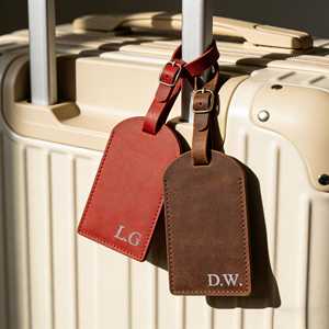 ป้ายแท็กกระเป๋าเดินทางหนังแท้แบบสั่งทำ ป้ายชื่อเดินทาง ป้ายปิดข้อมูลส่วนตัว ป้ายติดกระเป๋าเดินทาง โลโก้สั่งทำได้ จำนวนมาก รุ่น LMP-0222 - Product Image 6