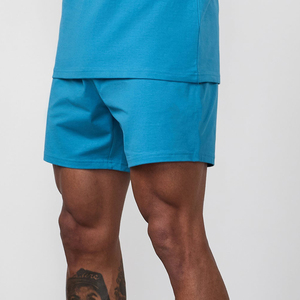 Shorts de sport et d'entraînement pour hommes 2026 personnalisables avec logo, en polyester et élasthanne, respirants, avec cordon de serrage et ourlet fendu au laser - Product Image 1