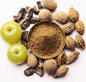 Poudre d'extrait de Triphala de qualité supérieure en vrac OEM, supplément détoxifiant et de soutien du côlon à base de plantes, fabricant en gros Inde - Product Image 1