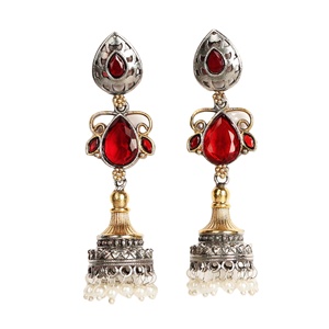 ต่างหูแบบจุมก้าทรงระฆังอินเดียโบฮีเมียนทำจากทองเหลืองออกซิไดซ์สองสี ประดับด้วยหินโมนาลิซ่า ชุบเงินโบราณแบบเบเซลเซ็ตติ้งสำหรับผู้หญิง - Product Image 1