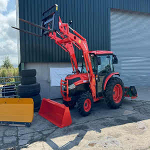 Machine compacte robuste Kubota L2502HST conçue pour le terrassement, le labourage, le transport, la tonte et les projets extérieurs productifs - Product Image 1
