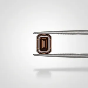 Diamante Suelto CVD Marrón de 1ct, Corte Esmeralda, Excelente Calidad, para Fabricantes de Joyería, Origen India - Product Image 6