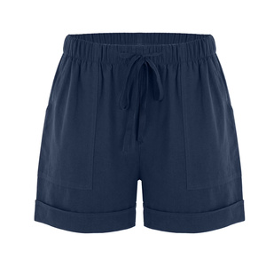 Shorts décontractés pour femmes à taille haute élastique en polyester/coton, poches plaquées, coupe régulière, tissu tricoté léger, ourlet roulé - Product Image 3
