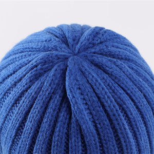 Bonnet en tricot côtelé bleu uni, chaud, à revers, décontracté et ample pour l'hiver - Product Image 3