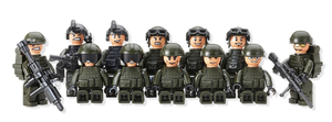 OXFORD COBRA COMBAT TEAM Military Building <b>Blocks</b> Set AH1 Cobra Helicopter Tank Armored Vehicle 1653Pcs Soldier Figures Toys - Product Image 5