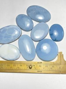 พลอยลาพิส ลาซูลีสีน้ำเงินธรรมชาติทรงรีแบบคาโบชอง ขัดเงา สำหรับทำเครื่องประดับ - Product Image 3