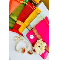 Juego de Cestas Promocionales de Lujo Hechas a Mano con Impresión UV, Pequeñas y Hermosas, de Plástico, con 4 Bolsas Gajra Potli Ajustables para Regalo