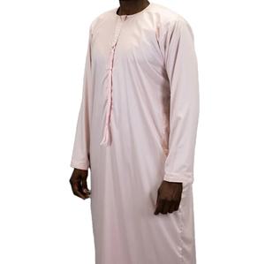 Nouveau meilleur Design thobe émirati pour hommes respirant en gros bonne qualité longue longueur prière musulmane thobe EID Thobe O cou - Product Image 1