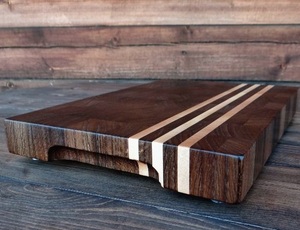Planche à découper en bois au design magnifique, finition noyer, pour hacher et trancher, durable, écologique, en gros - Product Image 1