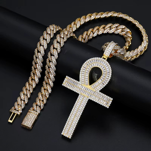 Colgante Ankh de Moissanita Plateada con Incrustaciones de Baguette, Collar con Cruz y Amuleto del Llave de la Vida Egipcia para Hombres y Mujeres - Product Image 1