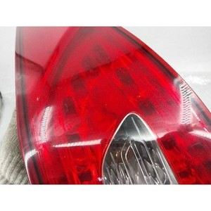 Luz Trasera Derecha Usada Optima 924022T1 - Product Image 3