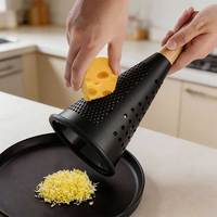 Handmatige metalen Japanse houten handgreep functionele keuken multifunctionele 3-in-1 fruit- en groenteschiller van roestvrij staal
