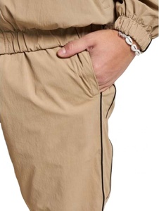 Best Selling <b>Lightweight</b> Nylon Windbreaker Tracksuit Polyester Zip Closure <b>Jacket</b> for <b>Men</b> Custom Outdoor <b>Jacket</b> - Product Image 6
