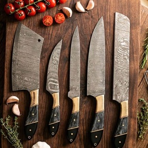 Juego de Cuchillos de Cocina Hechos a Mano con Hoja de Acero de Damasco y Mango de Madera, Juego de Cuchillos para Exteriores de 5 Piezas - Product Image 4