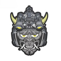 Commande en gros de patchs PVC personnalisés, logo en caoutchouc 3D embossé, patchs imperméables et durables pour vêtements, fourniture pour usine.