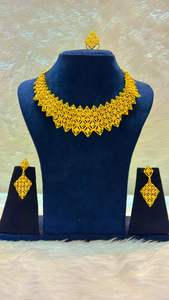 AWAIS HOUSE Nouvelle Collection Femme : Parure de Bijoux en Laiton Plaqué Or Style Hip Hop avec Diamants, Collier et Bracelet Massifs pour Fête et Mariage - Product Image 5