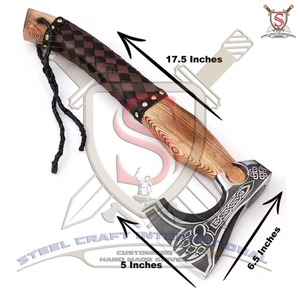 Hacha Vikinga Artesanal Industrial de Steel Craft International con Grabado Intrincado en la Cabeza de Acero de Damasco y Mango de Madera - Product Image 6