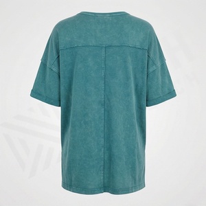 T-shirts Boxy Femme Personnalisables de Haute Qualité Effet Délavé à Épaules Tombantes avec Impression de Logo – Vente en Gros - Product Image 2