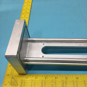 Support Varian H5409002, à fentes, massif, brasé, 148205 - Équipements et pièces semi-conducteurs d'occasion fiables à l'échelle mondiale chez - Product Image 5
