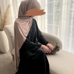 Abaya de luxe pour femmes, production OEM, vêtements élégants et modestes pour les détaillants de mode mondiaux et les entreprises d'importation - Product Image 1