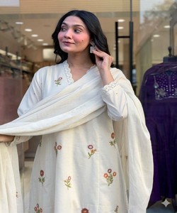 FANCY SLUB COTTON EMBROIDERY WORK <b>TOP</b> BOTTOM with DUPATTA <b>FESTIVE</b> LUXURY QUICK DRY MULTI COLOR WHOLESALE PRICE ETHNIC GARMENT - Product Image 3