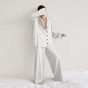 Ensemble de pyjama en satin de soie pour femme, manches longues, col cranté, couleur unie, vêtements de nuit de luxe, pantalon taille haute - Product Image 1