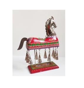 Campana de hierro hecha en India con diseño de caballo, arte moderno, campana de caballo pintada a mano de la suerte para el hogar, oficina, mesa de comedor, habitación de invitados, a precio mayorista - Product Image 3