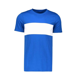 Camiseta de algodón de corte ajustado para hombre, corte moderno, tacto suave, para días informales o para combinar con una chaqueta. - Product Image 3