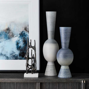 Sculpture abstraite moderne en aluminium, faite à la main, noire, style nordique minimaliste, figurine de table, décoration pour la maison, le bureau, les consoles - Product Image 5