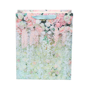 Sac cadeau en carton kraft laminé, personnalisé ODM, écologique, nouveau style, avec poignée en ruban, coloré, pour magasin de vêtements et bougies - Product Image 2