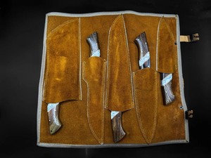 Ensemble de couteaux de chef en acier Damas de style moderne avec manches en résine, cinq pièces, fabrication artisanale, couteaux de cuisine professionnels OEM - Product Image 4