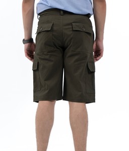 Pantalones Cortos Cargo Bermuda para Hombre, Color Verde, Algodón, Cintura Media, Estilo Sólido con Bolsillos - Product Image 4