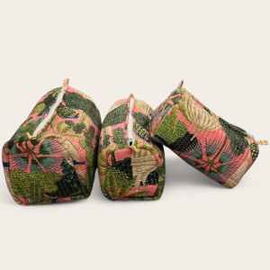 Juego de 3 Bolsas de Cosméticos Acolchadas de Algodón Hechas a Mano, Impermeables, con Estampado Floral, Organizador de Artículos de Aseo para Viaje - Product Image 4