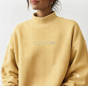 เสื้อสเวตเชิ้ตผู้หญิงทรงโอเวอร์ไซส์ คอเต่า ผ้าฟลีซเนื้อนุ่ม ข้อมือผ้าริบ แขนยาว สไตล์วาร์ซิตี้ลำลอง - Product Image 1