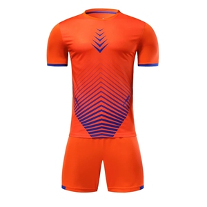 Tenue de football personnalisée 2026 – Kit complet avec maillot et short sublimés, tissu respirant et anti-humidité - Product Image 4