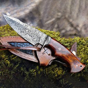 Cuchillo Drop Point Zombie con mango de madera y hoja de acero al carbono de 0.7mm de grosor para uso en exteriores - Product Image 4