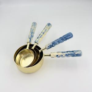 4 tasses à mesurer en acier inoxydable 202 avec poignée en résine écologique de haute qualité pour la maison, les restaurants et les bars à bas prix - Product Image 1