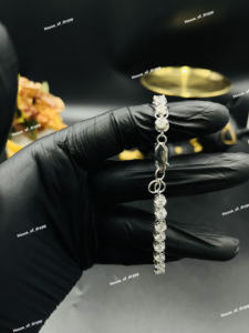 Pulsera de tenis con incrustaciones de moissanita plateada de corte redondo, estilo diamante, joyería de lujo hip hop para hombres y mujeres - Product Image 2