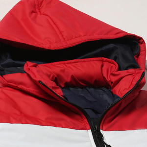 Blouson matelassé personnalisé pour homme, style OEM, avec blocs de couleur, manteau d'hiver rembourré, coupe-vent à capuche, vêtement d'extérieur chaud et matelassé pour homme - Product Image 5