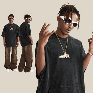 T-shirt Homme Slim Fit Personnalisé avec Logo, 100% Coton, Grammage Lourd 300g, Haute Qualité, Séchage Rapide, Couleur Unie - Product Image 4