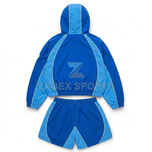 Ensemble de shorts d'entraînement respirants pour femmes, ensemble de vêtements de sport à capuche personnalisé, ensemble de vêtements de détente, ensemble de vêtements de sport tendance pour femmes - Product Image 2