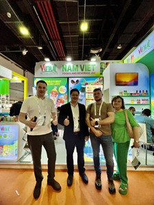 Botella de 750ml, jarabe VINUT, jugo de frambuesa, empresa de Vietnam, distribución de jarabe de fruta, jugo de frambuesa líquido fresco - Product Image 4