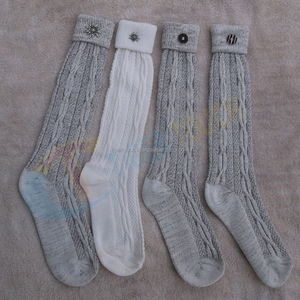 Custom Edelweiss Pin Floral Pattern Men's Lederhosen <b>Socks</b> Breathable Casual Traditional <b>Winter</b> Sweat-Absorbent Tiger Touch - Product Image 3