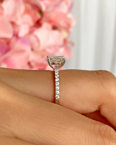 Anillo de Compromiso con Diamante Cultivado en Laboratorio, Corte Esmeralda de 1.25 CT, Chapado en Rodio, Anillo de Boda de Oro de Lujo para Ella, Certificado IGI, Estilo Vintage - Product Image 2