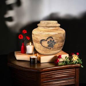 Urne funéraire artisanale en bois pour cendres d'animaux (chien ou chat) – Urne commémorative gravée avec empreinte de patte bleue – Boîte d'urne funéraire personnalisée – Idée cadeau pour la perte d'un animal de compagnie - Product Image 3