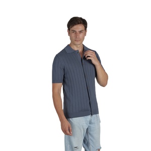เสื้อเชิ้ตผู้ชาย GITEX ผลิตในอิตาลี เป็นมิตรกับสิ่งแวดล้อม สีเทาล้วน คอวี แขนสั้น ติดกระดุม ผ้าแคชเมียร์ ผ้าฝ้าย ทอจากเส้นด้ายย้อมสี - Product Image 1