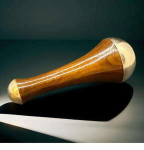 Masseur en bois de Kansa brun naturel poli double face avec manche en teck pour la détoxification corporelle, la relaxation profonde, haute qualité - Product Image 2