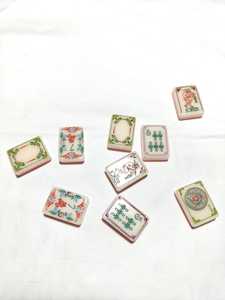 Tuiles de Mahjong en Résine Faite à la Main avec Motif Floral, Artisanat Artistique de Collection, Design Traditionnel, Figurine Joker Incluse - Product Image 3